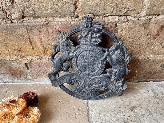 vintage cast iron pot stand kings arms trivet royal coat arms