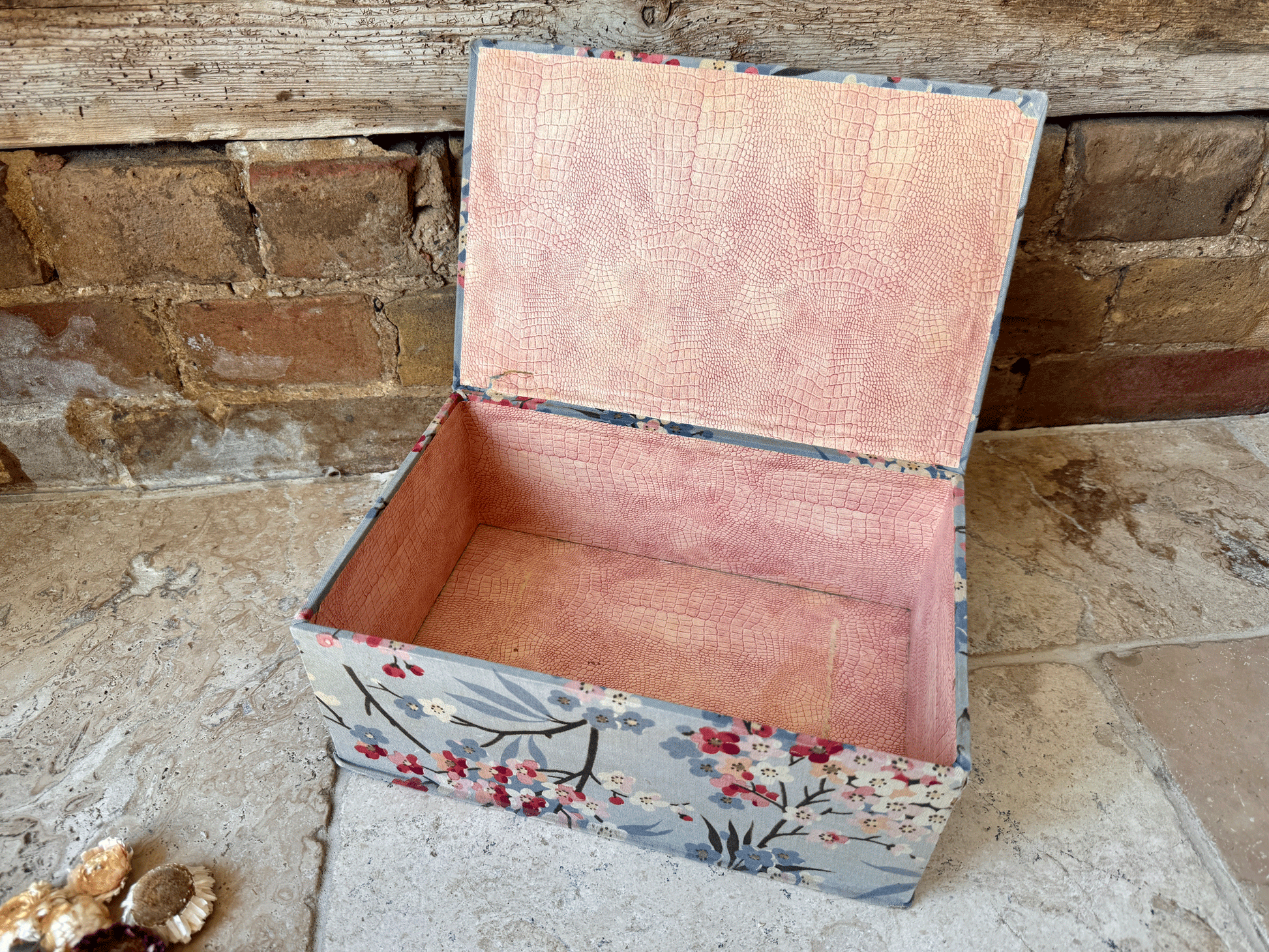 vintage french galerie lafayette floral blue fabric boudoir trinket glove box