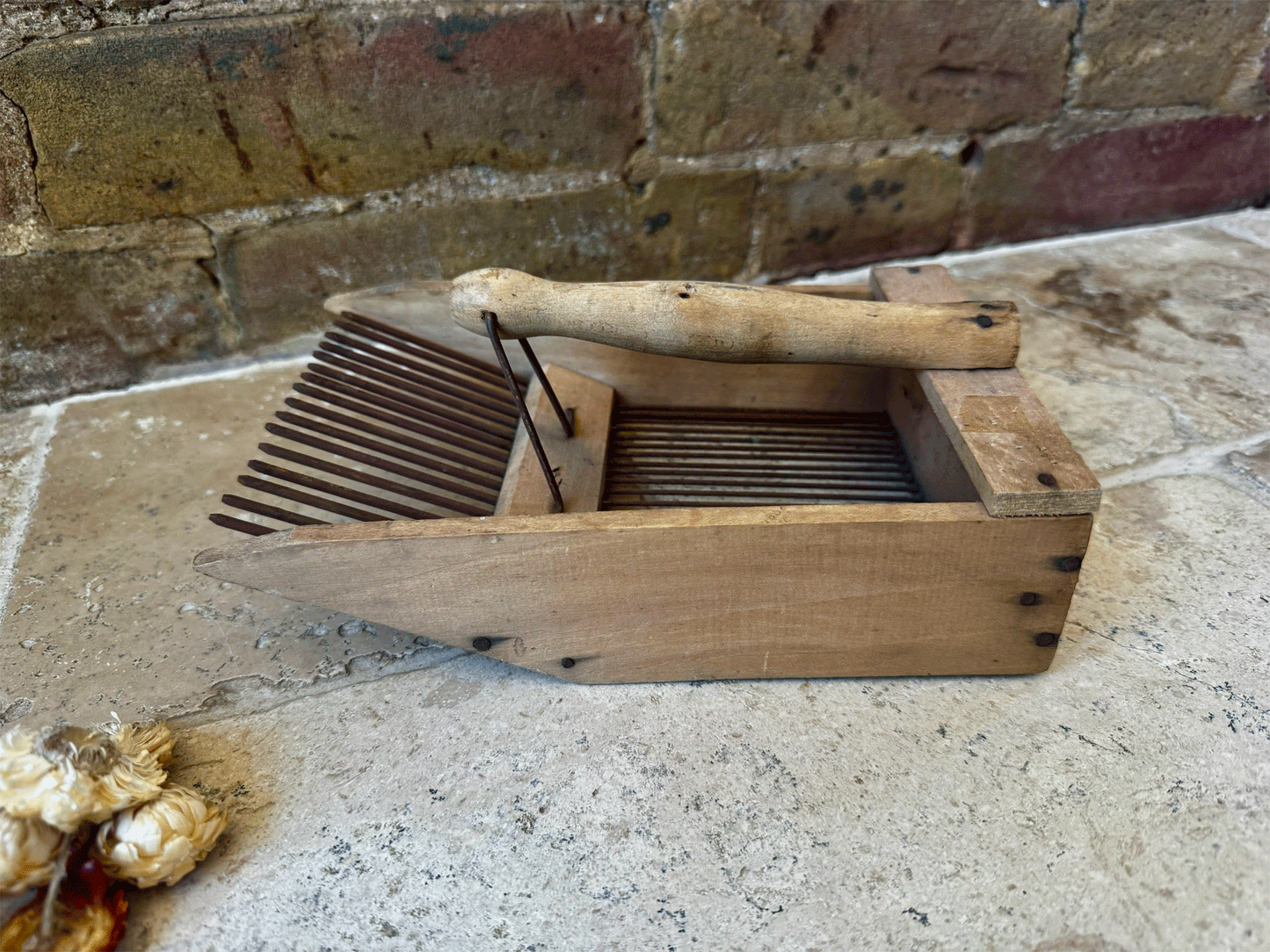rare antique vintage french wooden treen berry picker comb