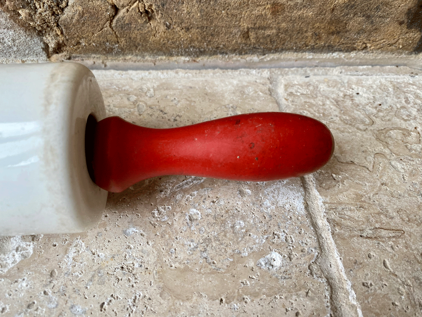 vintage mid century white ironstone red handles handled nutbrown rolling pin